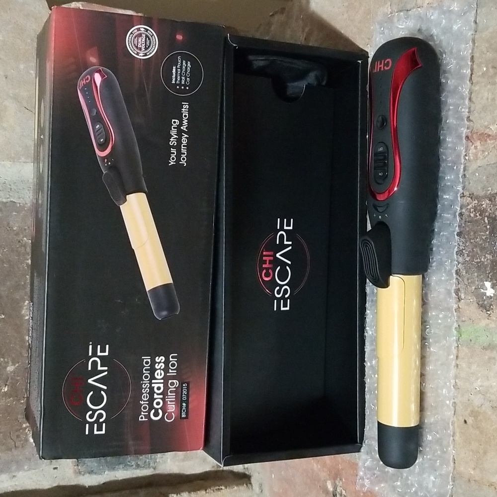 CHI Escape Cordless Curling Iron